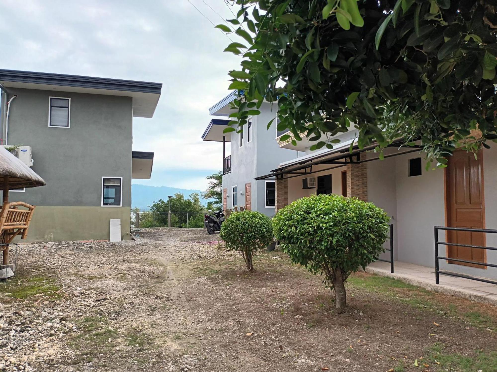 Grae'S Apartelle موالبوال المظهر الخارجي الصورة