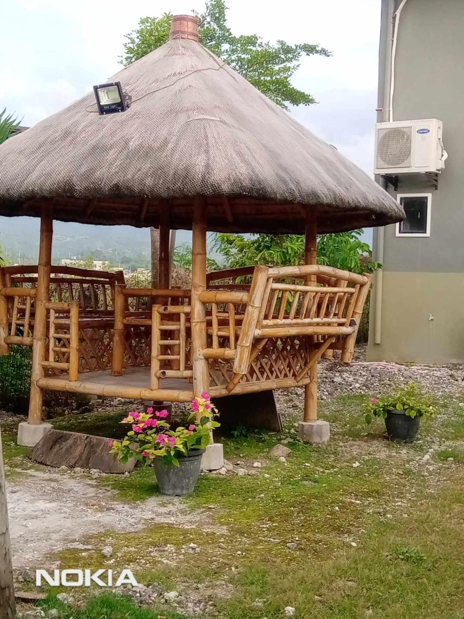 Grae'S Apartelle موالبوال المظهر الخارجي الصورة